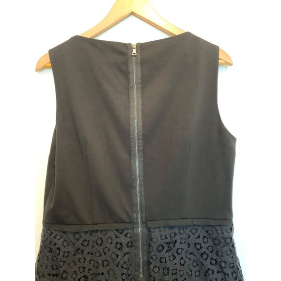 Tahari Women's Sleeveless Fit & Flare Black Dress Eyelet Lace Skirt Sz‎ Large - Picture 5 of 12